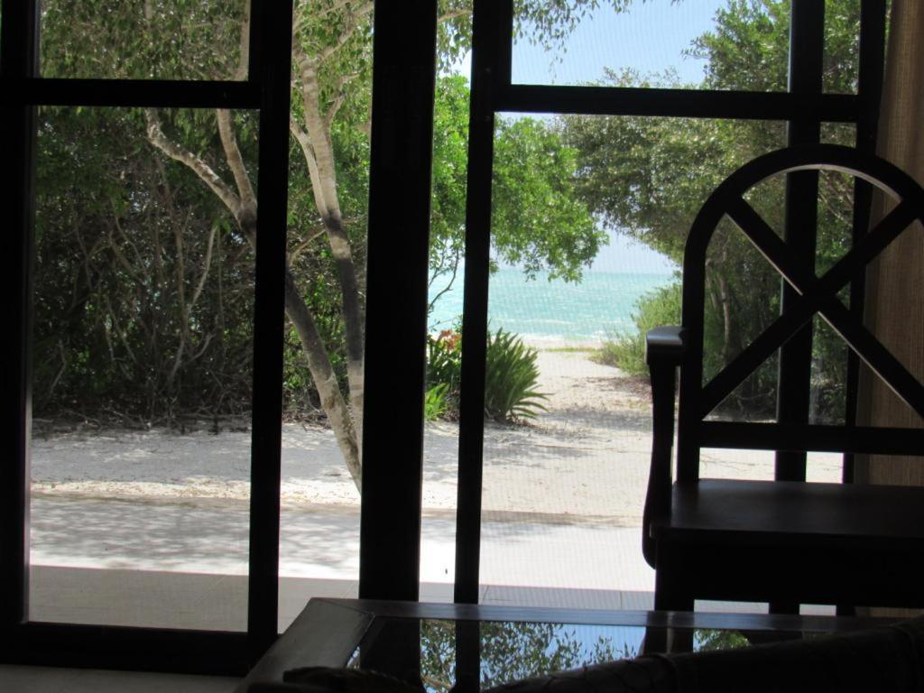 Two Bedroom Beachfront Villa Celestun Kültér fotó